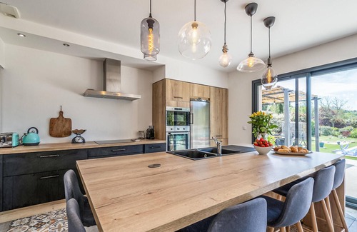 Saignon House | Cozy home in Saignon with outdoor swimming pool