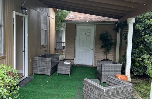 Federal City House | Cozy home in the Heart of Algiers