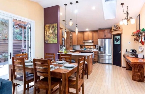 Guerneville House | Cozy home in the redwoods ~Toys~ hot tub ~chill zone. We got you covered!