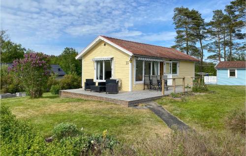 Tvaaker House | Cozy Home In Tvååker With Kitchen