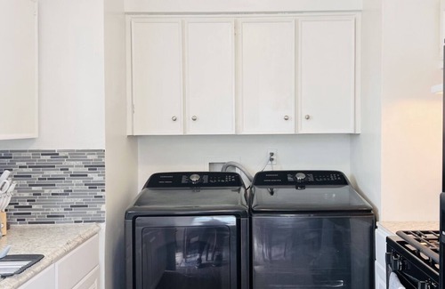 Hawthorne Apartment | Cozy Home near MB & LAX