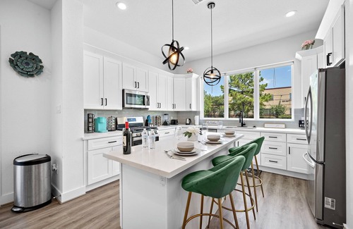 Riverside Terrace House | Cozy Home Near MedCenter, Uptown, & Downtown