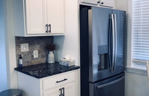 Seymour House | Cozy Home Near The Smokey MTNS & DTW Knoxville. Fall Discounts-130 a night