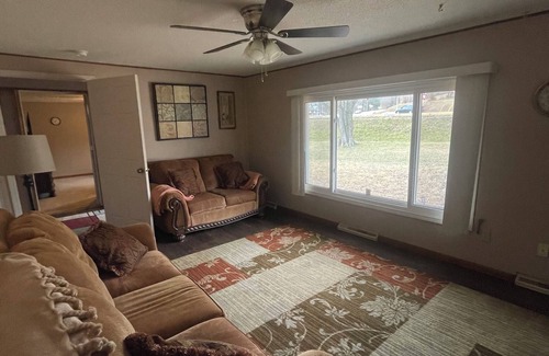 Waynesville House | Cozy Home on Historic Route 66 Right Outside of Fort Leonard Wood