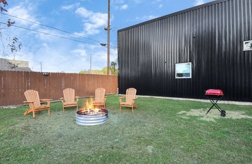 Fresno House | Cozy Home Sleeps11 High-Speed@WiFi500MBPS+