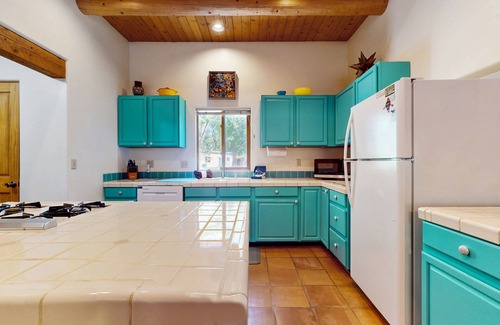 Taos House | Cozy home w/patio & large yard, internet, W/D - Ski area nearby - dogs OK