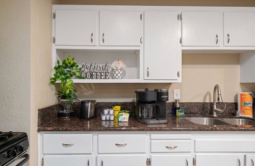 Elk Grove House | Cozy home w/pool table-Family getaway