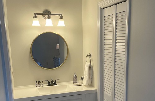 Tuscaloosa House | Cozy Home with a Beautiful Lazy L Pool Minutes from Campus!