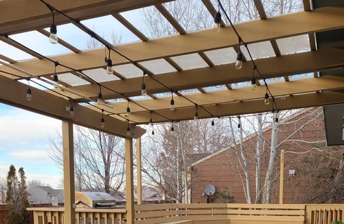 Frederick House | Cozy Home with mountain views, large deck and hot tub