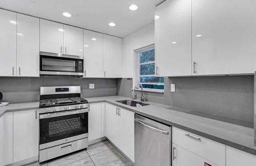 Pompano Beach House | Cozy Home with Refreshing Pool