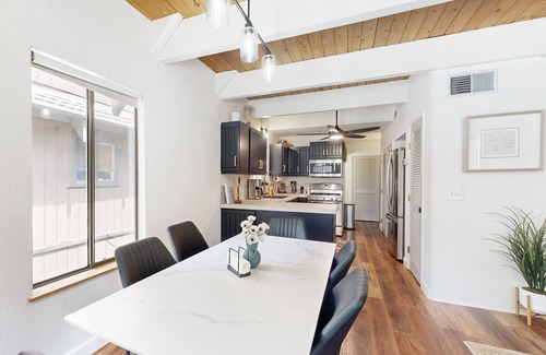 Incline Village Cabin | Cozy home with modern appliances, deck, BBQ, and Internet