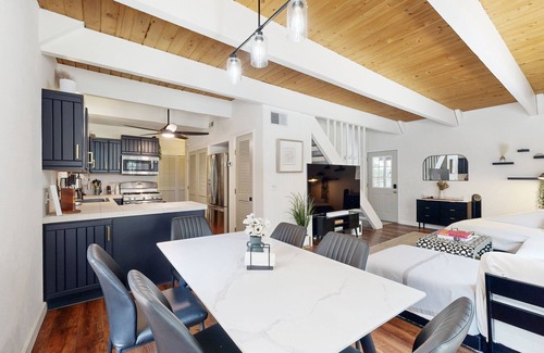 Incline Village Cabin | Cozy home with modern appliances, deck, BBQ, and Internet