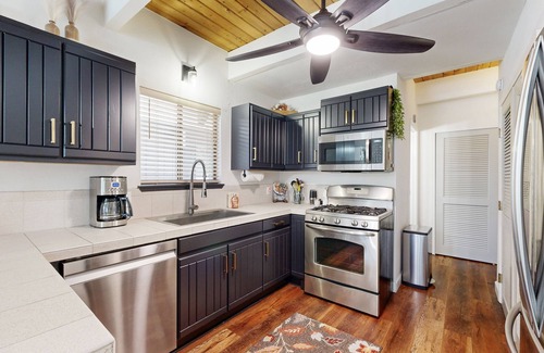 Incline Village Cabin | Cozy home with modern appliances, deck, BBQ, and Internet