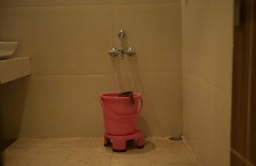 Purnia Hotel | Cozy hotel in terrific Purnia with WiFi, AC