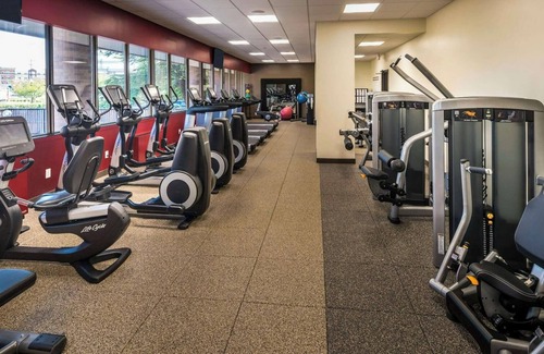 Bethesda Apartment | Cozy hotel suite in superb Rockville with fitness room, AC, WiFi & Metro access