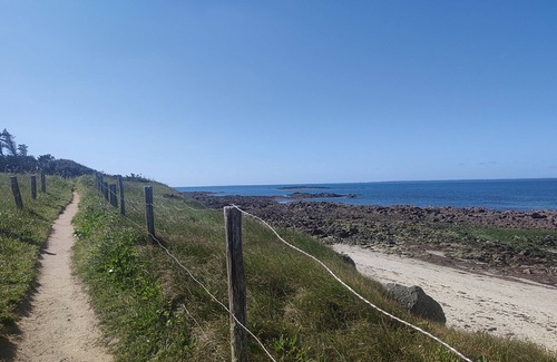 Saint-Gildas-de-Rhuys House | Cozy House for 4 with Pool, Near Beach and Activities