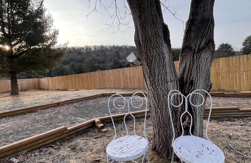 Rock Hill House | Cozy House along the Neversink River