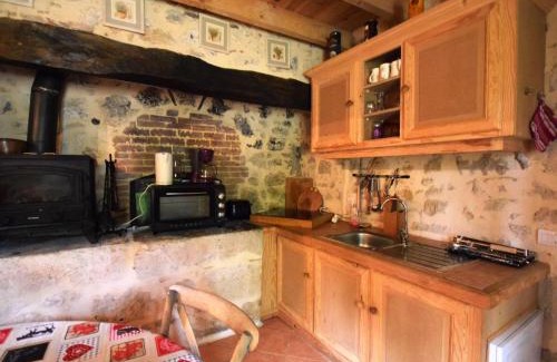 Bon-Encontre House | Cozy House in Lot with Pool and Terrace