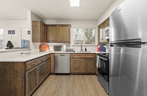 West Arlington House | Cozy house in Arlington, 9 mins away from AT&T stadium