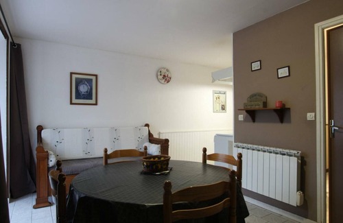 Cerences Cottage | Cozy House in Cérences - Pets Allowed