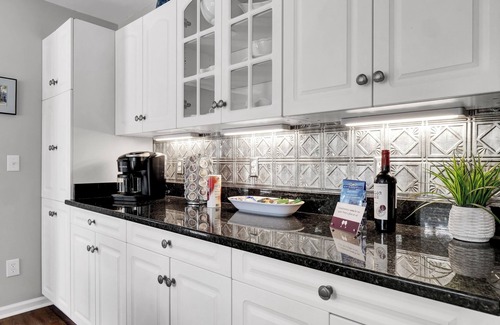 Wilmington House | Cozy house in established neighborhood. Recently remodeled. Centrally located.