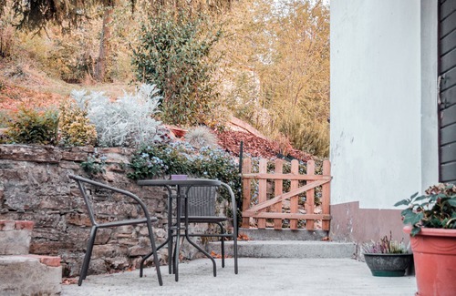 Bassano Sotto Apartment | Cozy house in nature for families, couples and pets