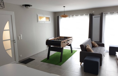 Favieres House | Cozy house near Disneyland Paris, 3 minutes by bus.