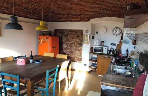 Pertusio House | Cozy house on the hill with beautiful view suitable for groups of people