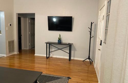 Doling House | Cozy house with large free parking on premises