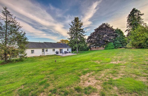 Kinzers House | Cozy Kinzers Getaway w/Furnished Deck, Grill