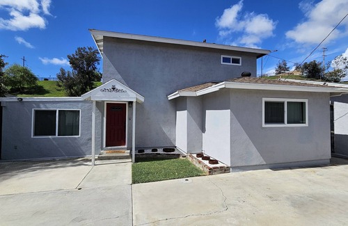 Los Angeles House | Cozy LA Living