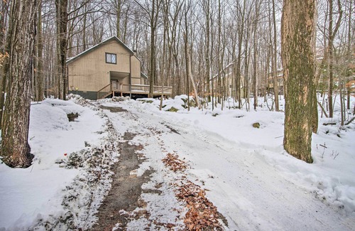 Lake Ariel House | Cozy Lake Ariel Home w/Community Amenities!
