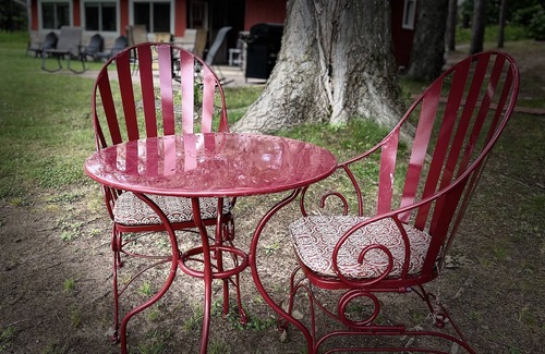 Wetmore Cottage | Cozy Lake front getaway -ONLY 7 min from Pictured Rocks National Lakeshore.