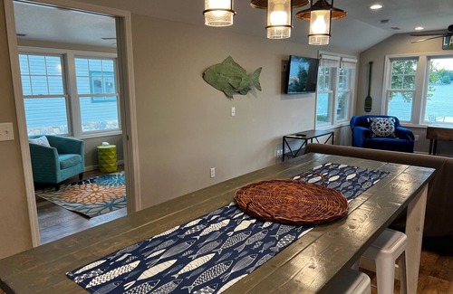 Angola House | Cozy lake-front home on beautiful Lake Gage