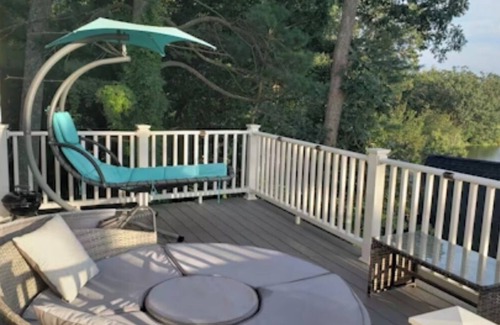 Unionville House | Cozy Lake Garda Home-Baby/Kid/Pet Friendly