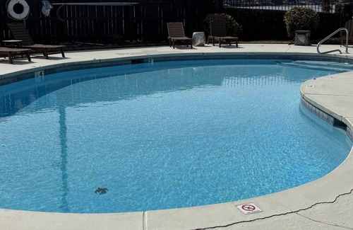 Lake Hamilton Condo | Cozy lake get-away