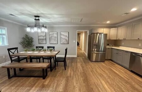 Thomson House | Cozy Lake Home at Raysville