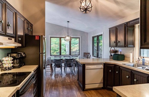 Michigan House | Cozy Lake Michigan Retreat