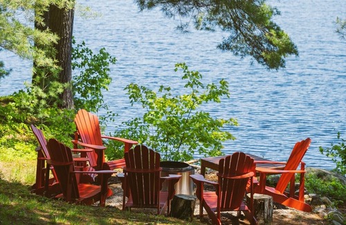 Lake of Bays Cottage | Cozy Lakefront Cottage: Stunning Views, Hot Tub, Pets Welcome