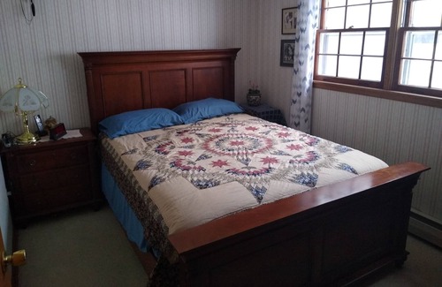 Neenah Cottage | Cozy Lakefront Cottage Conviently Located Near Fox Cities
