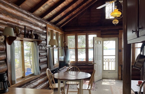 Hayward Cabin | Cozy Lakefront Log Cabin in beautiful Hayward Wisconsin