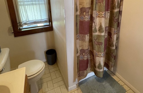 Hayward Cabin | Cozy Lakefront Log Cabin in beautiful Hayward Wisconsin