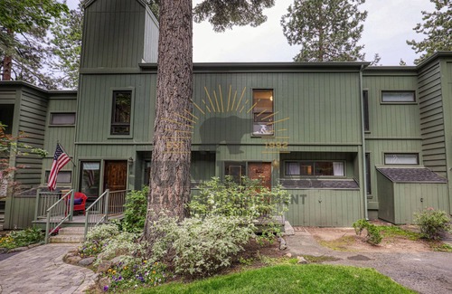 Incline Village Condo | Cozy Lakefront Complx - Beach Access (LA99932)