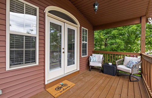 Gilbert Cabin | Cozy Lakeview Cabin in Quiet Cove