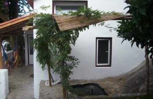 Penedo Cottage | Cozy Little house between the mountain and the sea