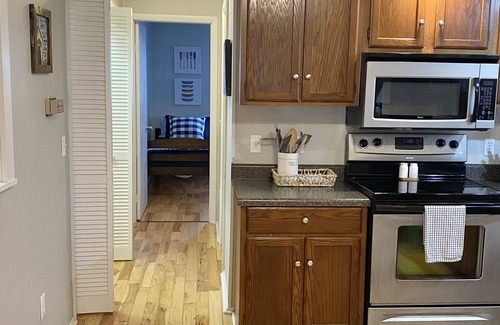 Buchanan House | Cozy little house on Kentucky Lake, Near Breakers Marina