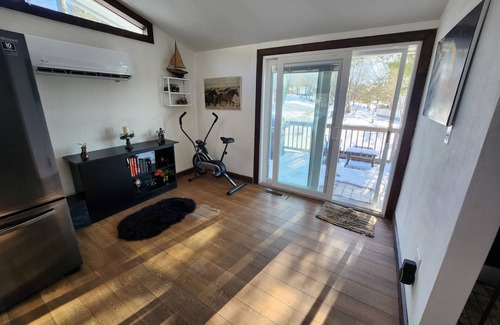 Mountain Dale House | Cozy little retreat far from the city