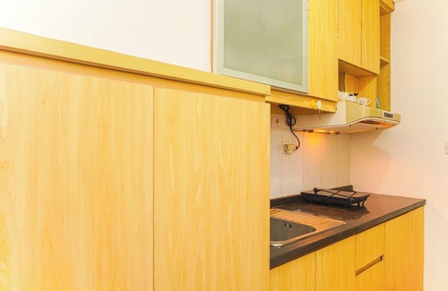 Old Jakarta Apartment | Cozy Living 1Br Maple Park Sunter Apartment
