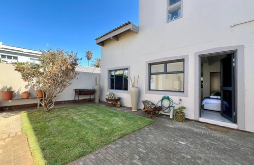 Walvis Bay House | Cozy living close to the Lagoon and Desert Dunes