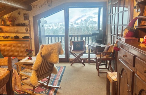 Le Planellet Apartment | Cozy lodge right on the ski slopes